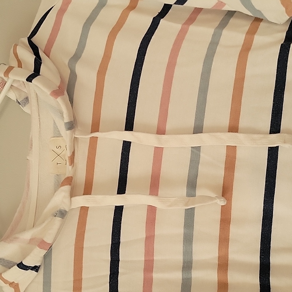 2/$15 Striped Summer Hooded Top - Picture 3 of 6